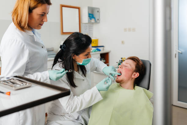 Best Broken or Cracked Tooth Emergency Dentist in Yellow Springs, OH